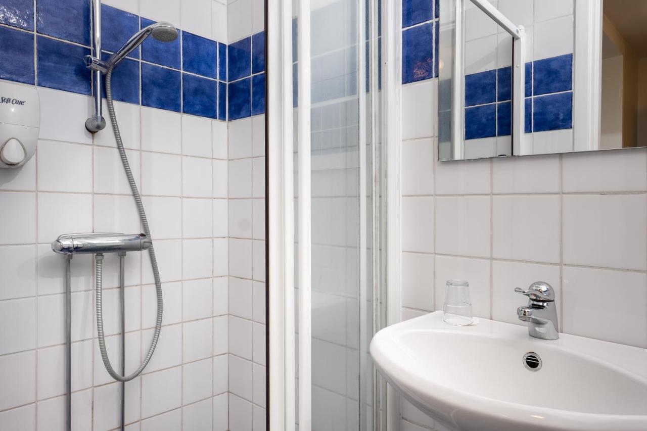 Hotel Vaennaes Vannas Exteriér fotografie